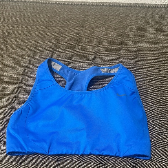 Nike Dri fit sports bra - Picture 1 of 4